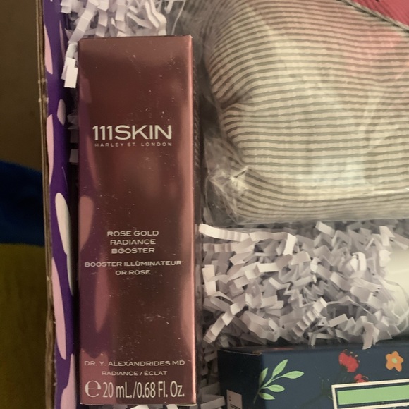 111Skin ROSE GOLD RADIANCE BOOSTER Illuminator - Picture 3 of 3